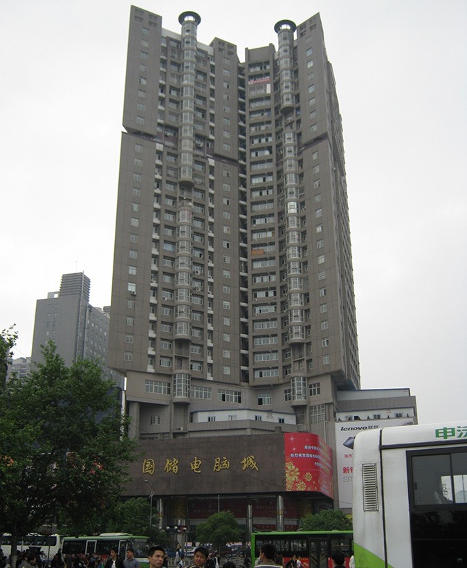 長沙國儲(chǔ)電腦城—長沙電梯工程
